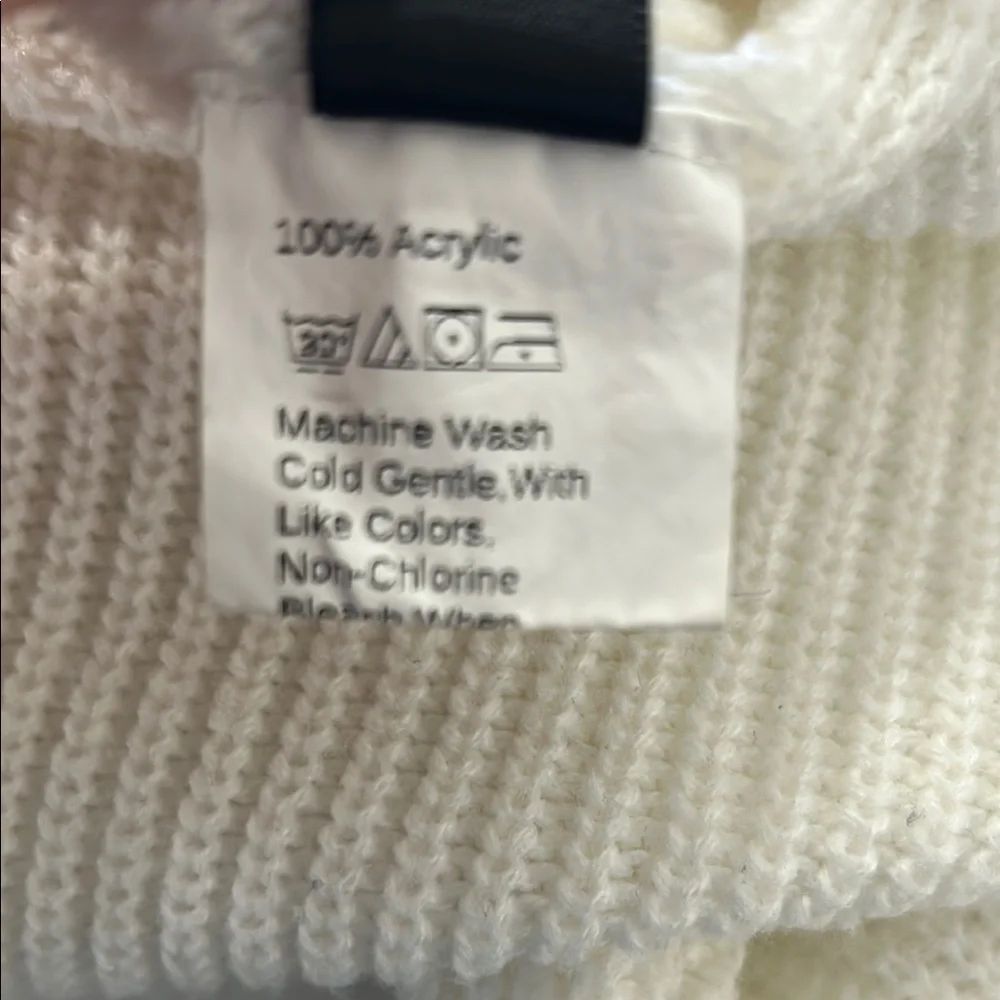 SHEIN White V-Neck Sweater with Cropped Fit